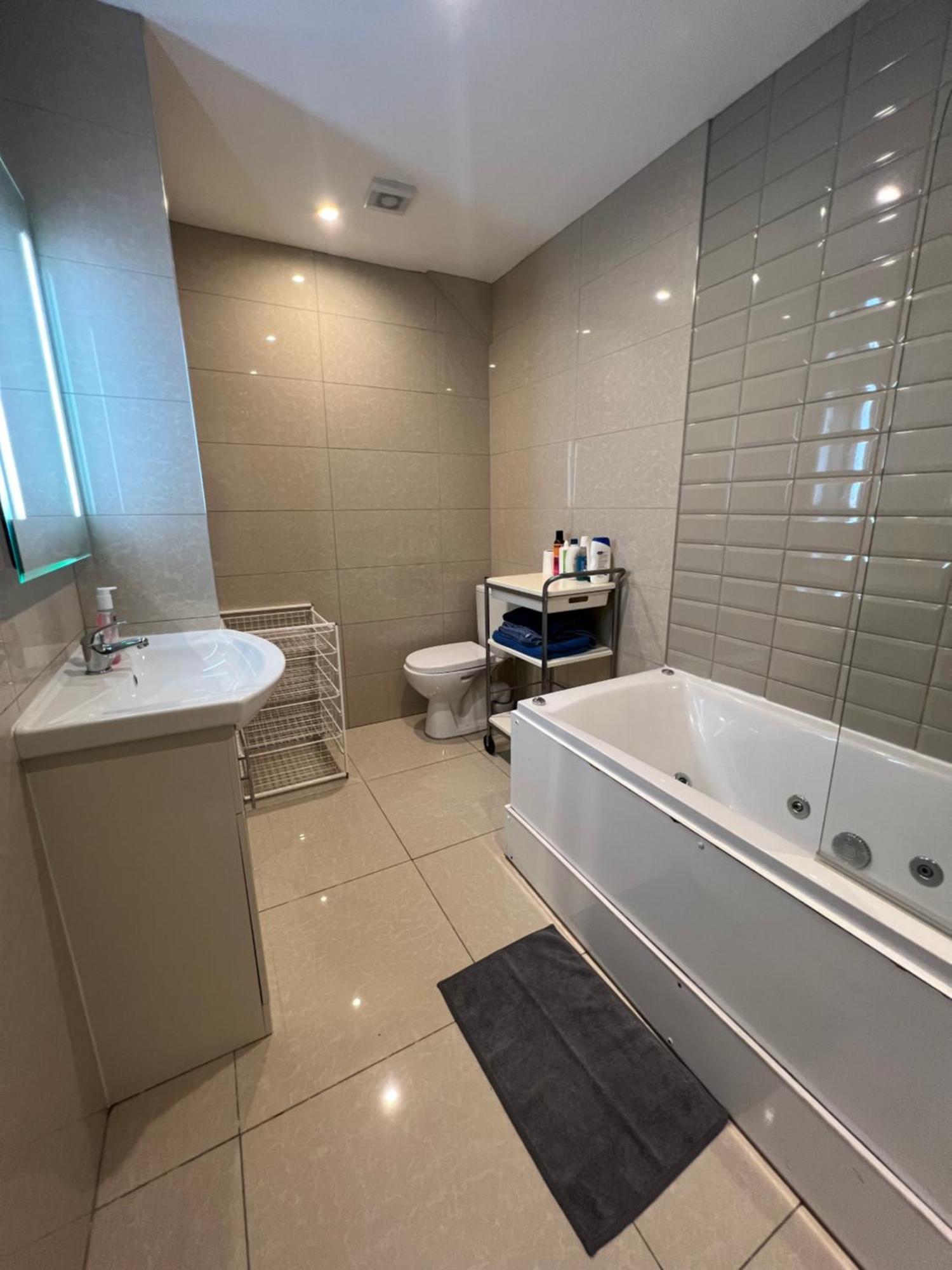 Lovely Dublin Home - Just 15 Mins To City Centre Kültér fotó